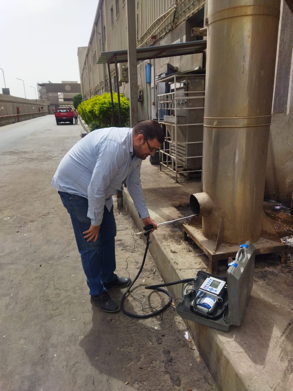 تداول ونقل المخلفات الصناعية والخطرة